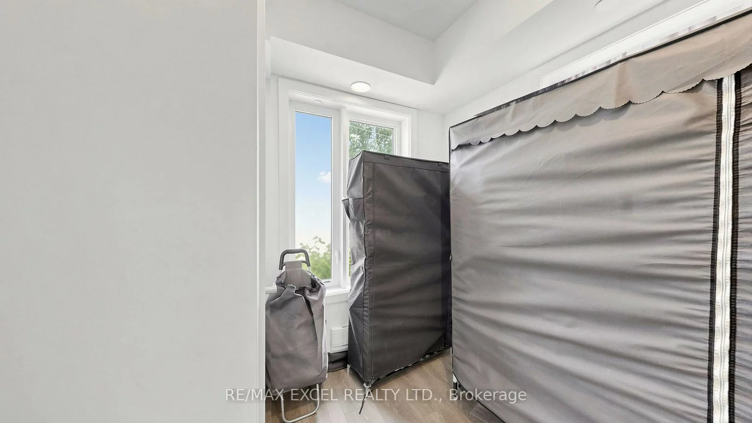 68A, Tisdale, Victoria Village, Toronto
