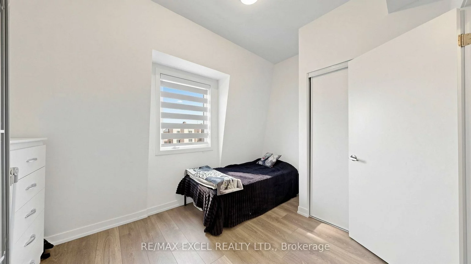 68A, Tisdale, Victoria Village, Toronto