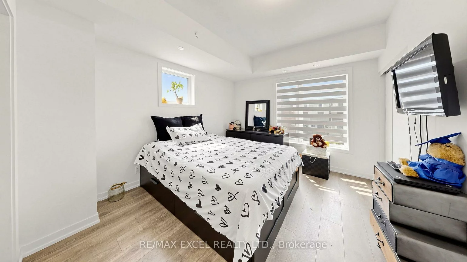 68A, Tisdale, Victoria Village, Toronto