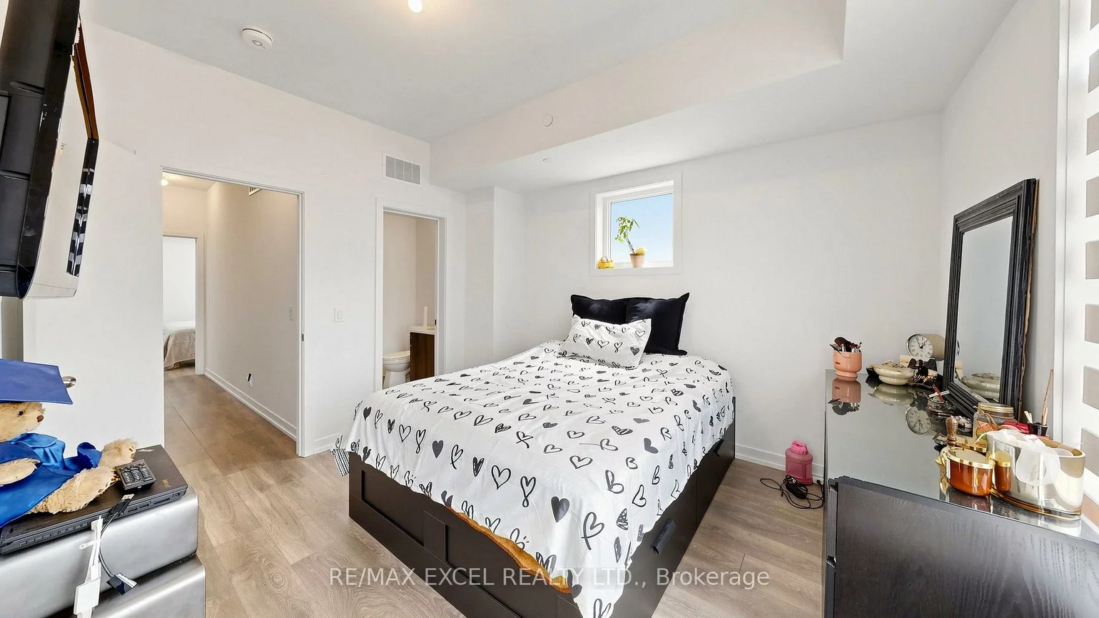 68A, Tisdale, Victoria Village, Toronto