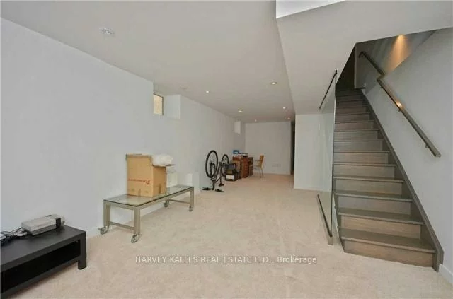 128, Montgomery, Yonge-Eglinton, Toronto