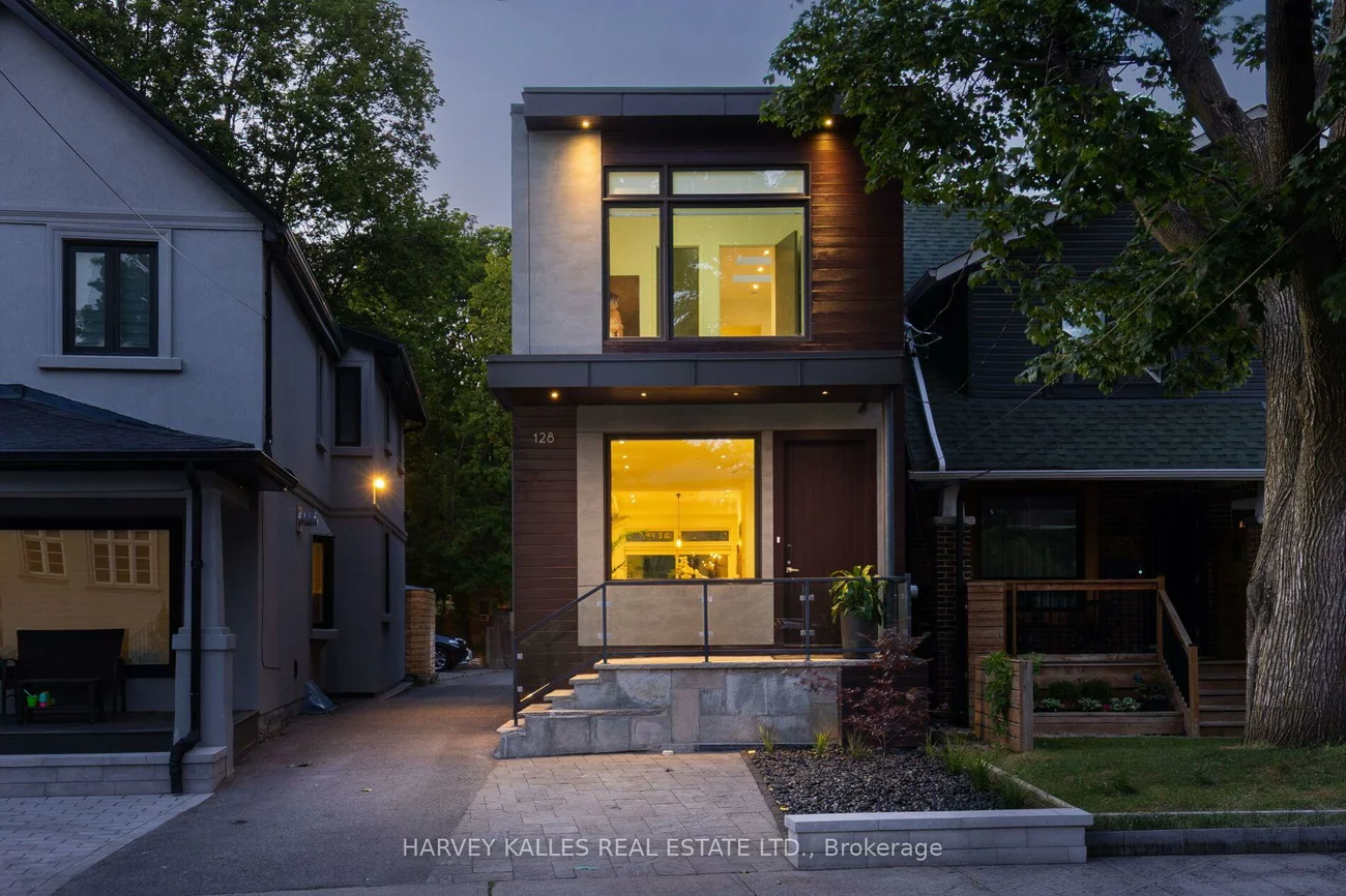 128, Montgomery, Yonge-Eglinton, Toronto