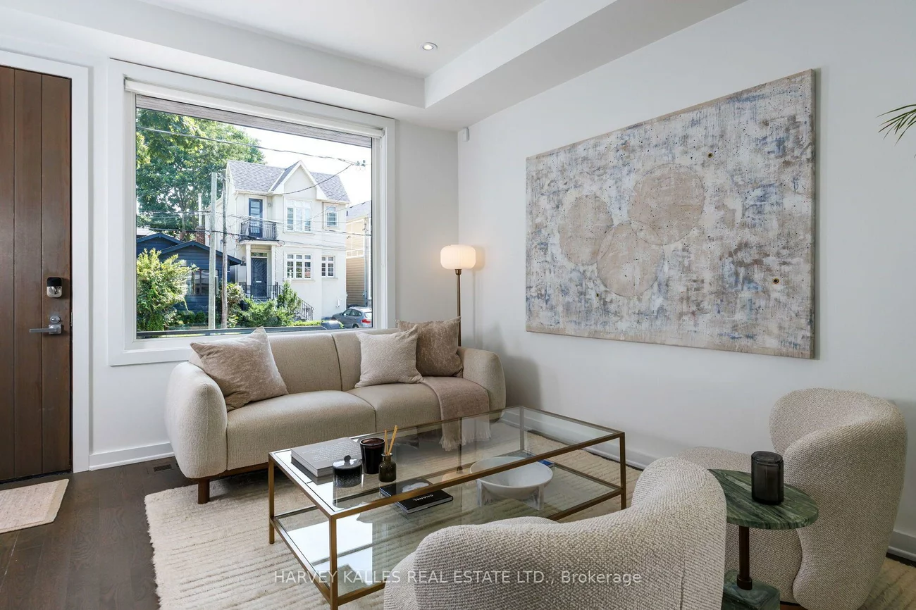 128, Montgomery, Yonge-Eglinton, Toronto