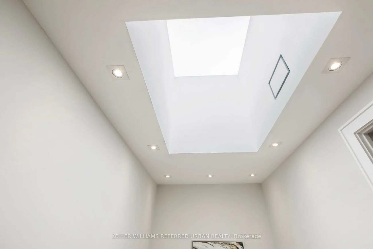 12, Otter, Bedford Park-Nortown, Toronto