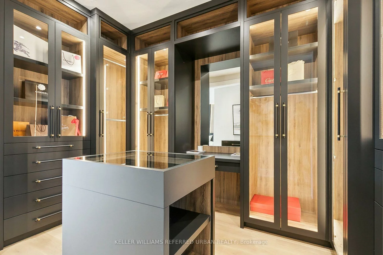 12, Otter, Bedford Park-Nortown, Toronto