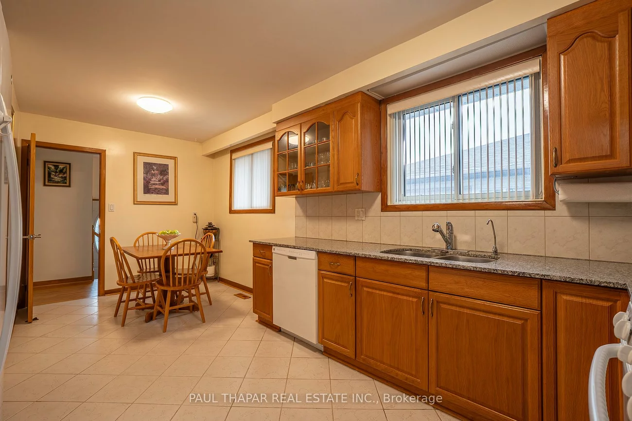 10, Castlebury, Bayview Woods-Steeles, Toronto