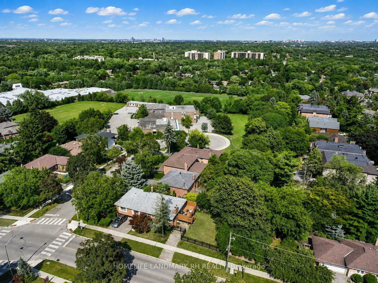 225, Maxome, Newtonbrook East, Toronto