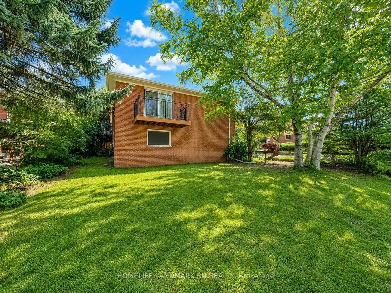 225, Maxome, Newtonbrook East, Toronto
