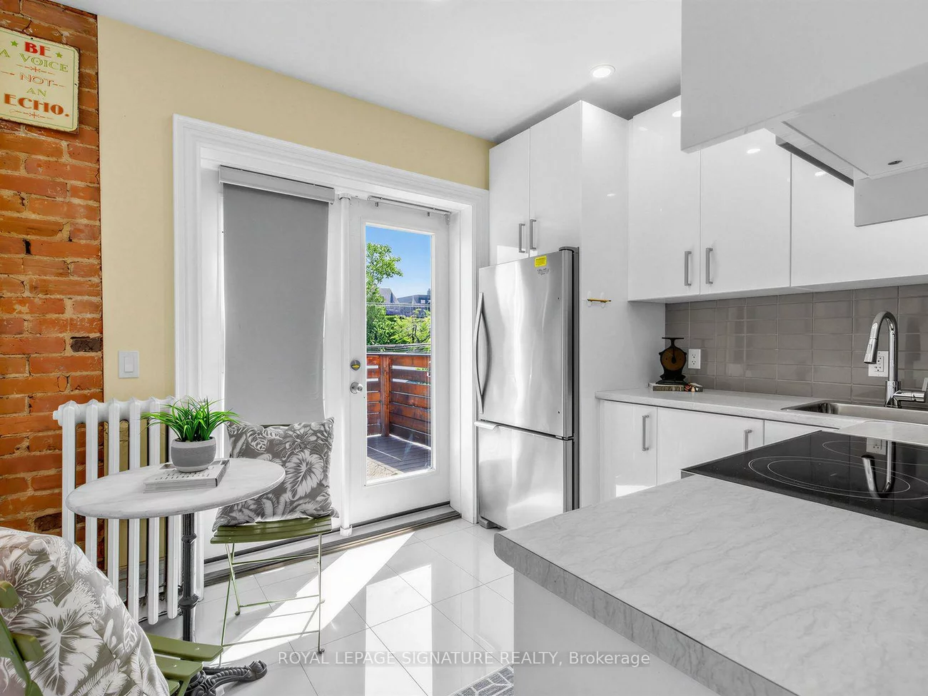 395, Shaw, Trinity-Bellwoods, Toronto