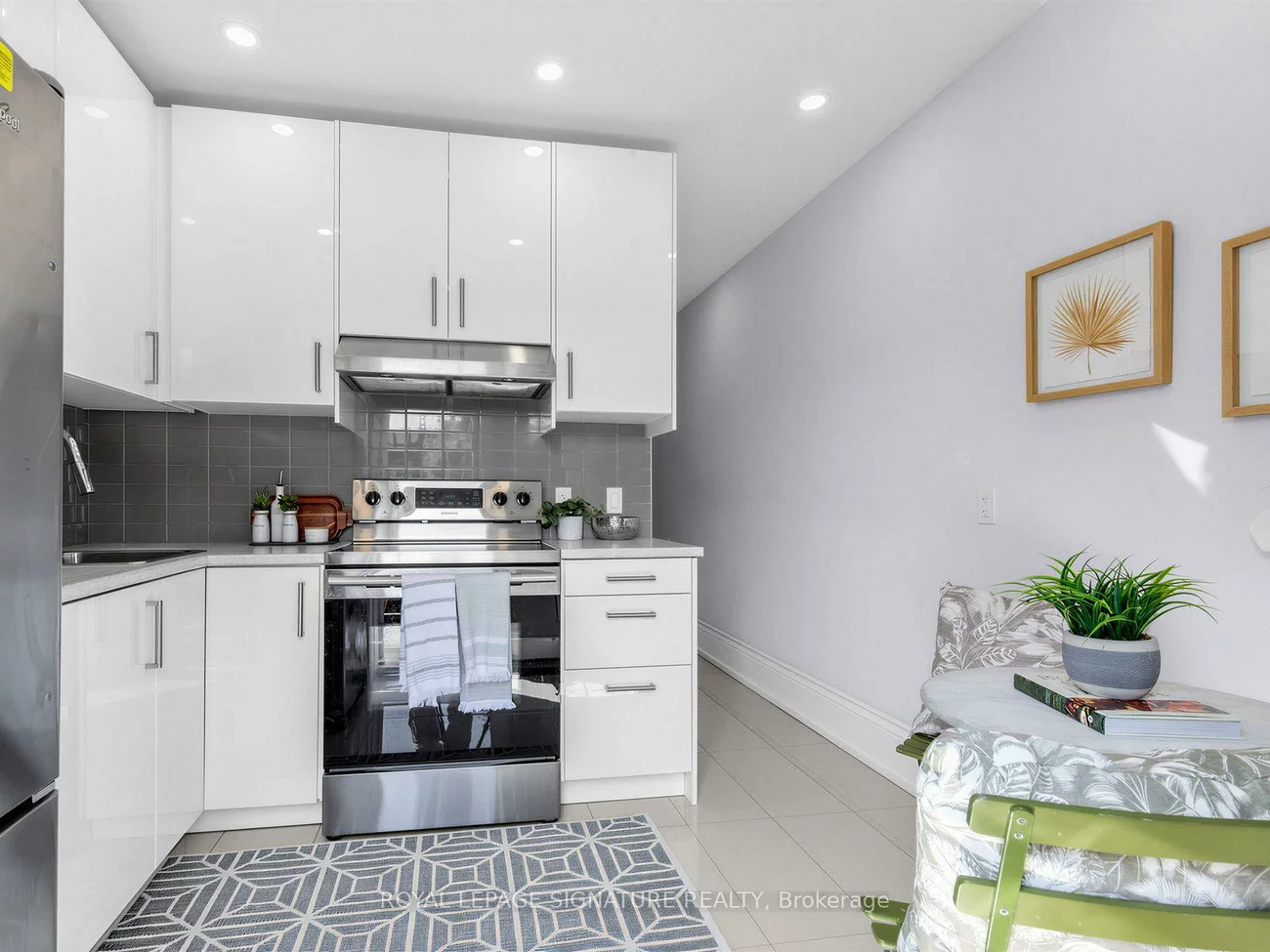 395, Shaw, Trinity-Bellwoods, Toronto