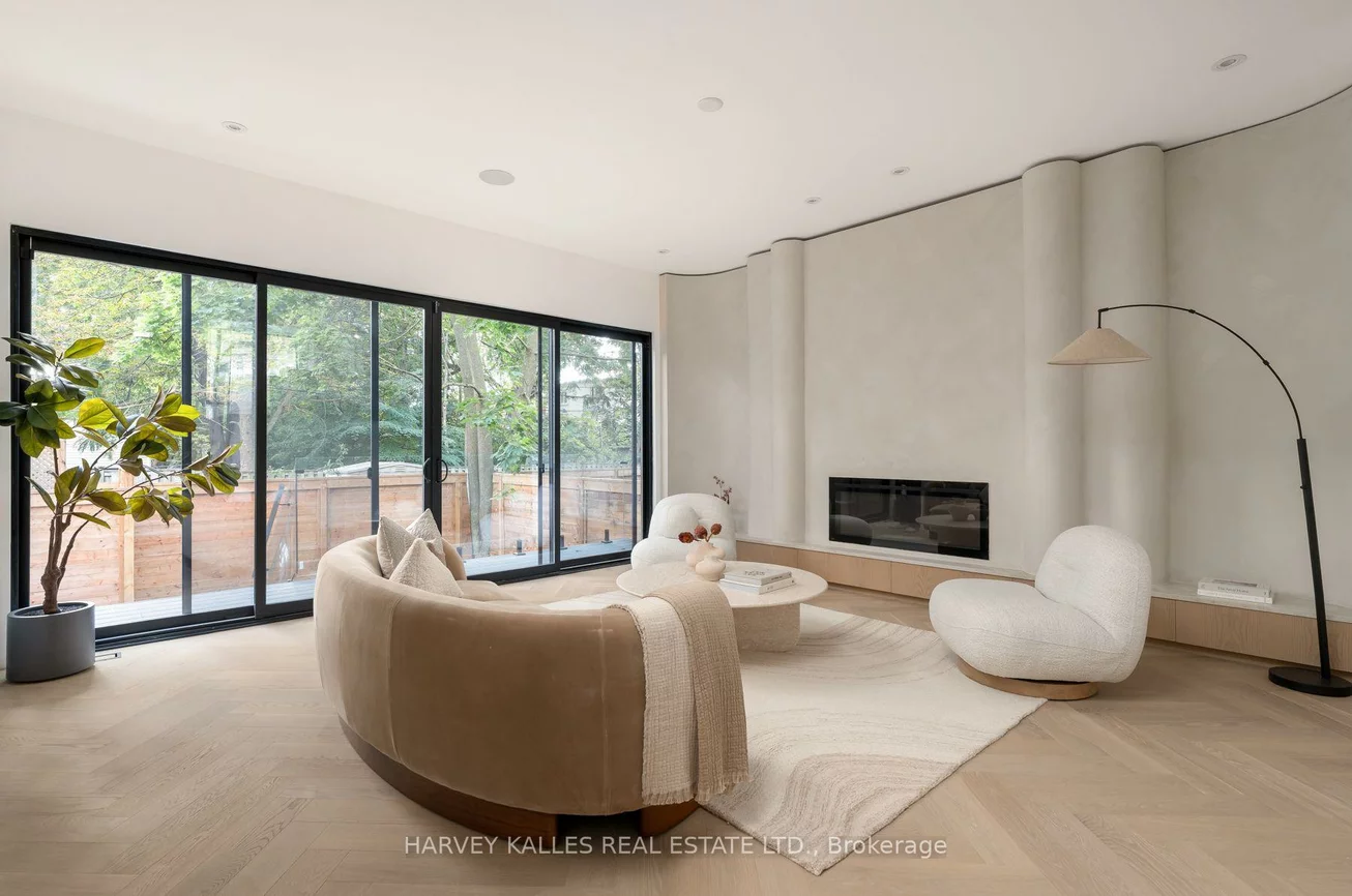 534, Duplex, Yonge-Eglinton, Toronto