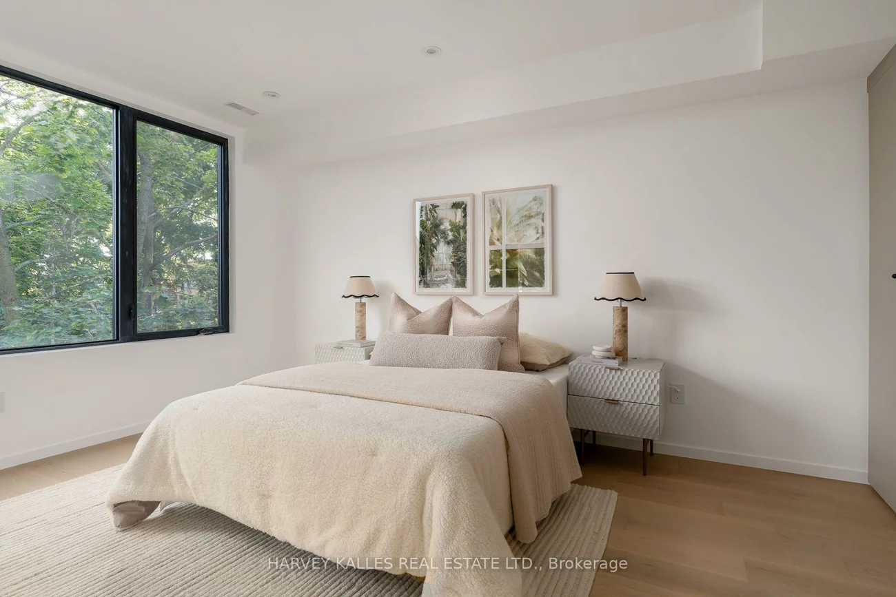 534, Duplex, Yonge-Eglinton, Toronto