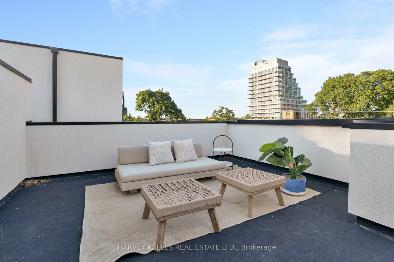 534, Duplex, Yonge-Eglinton, Toronto