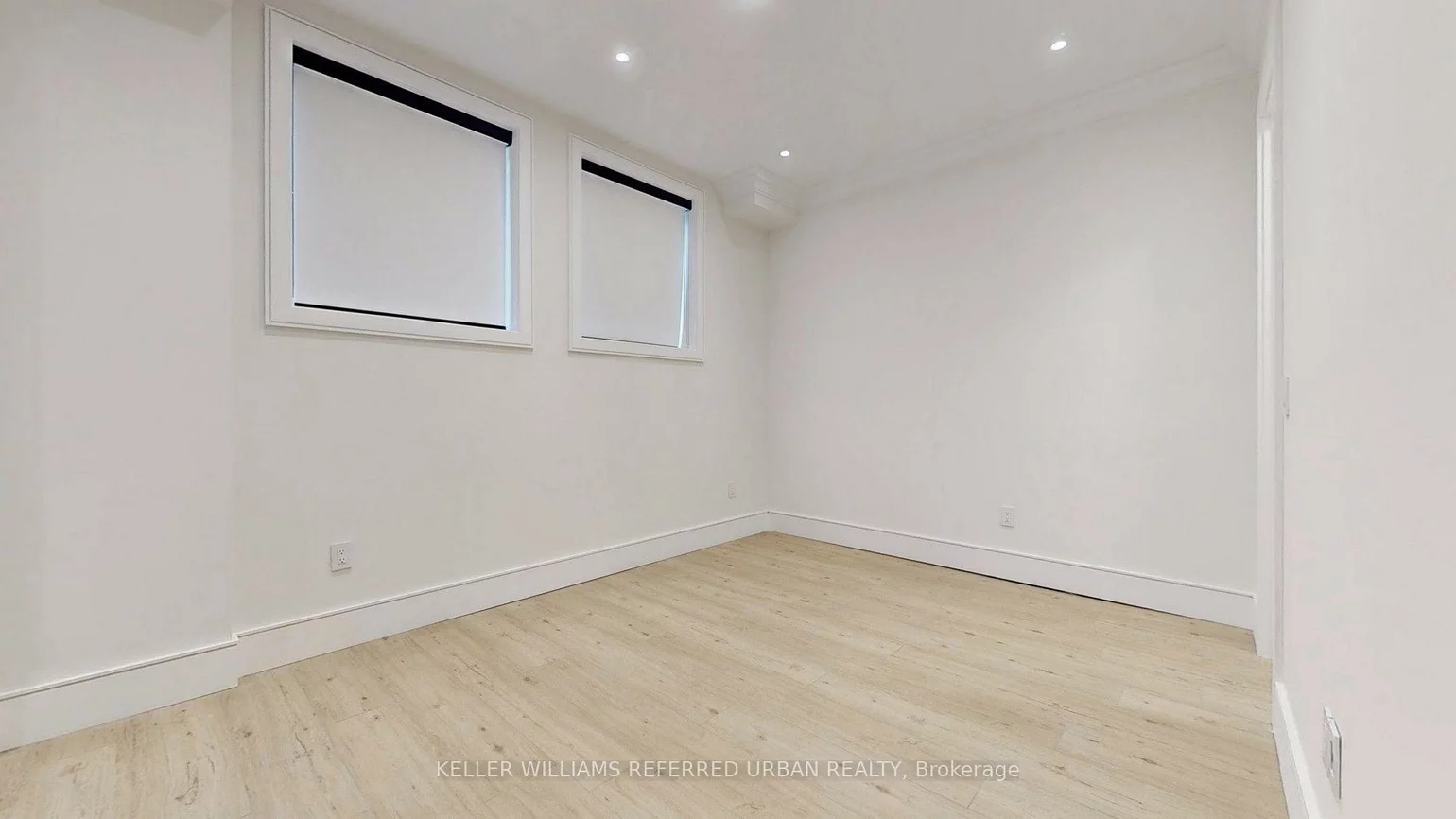 35, Lloydminster, Newtonbrook East, Toronto