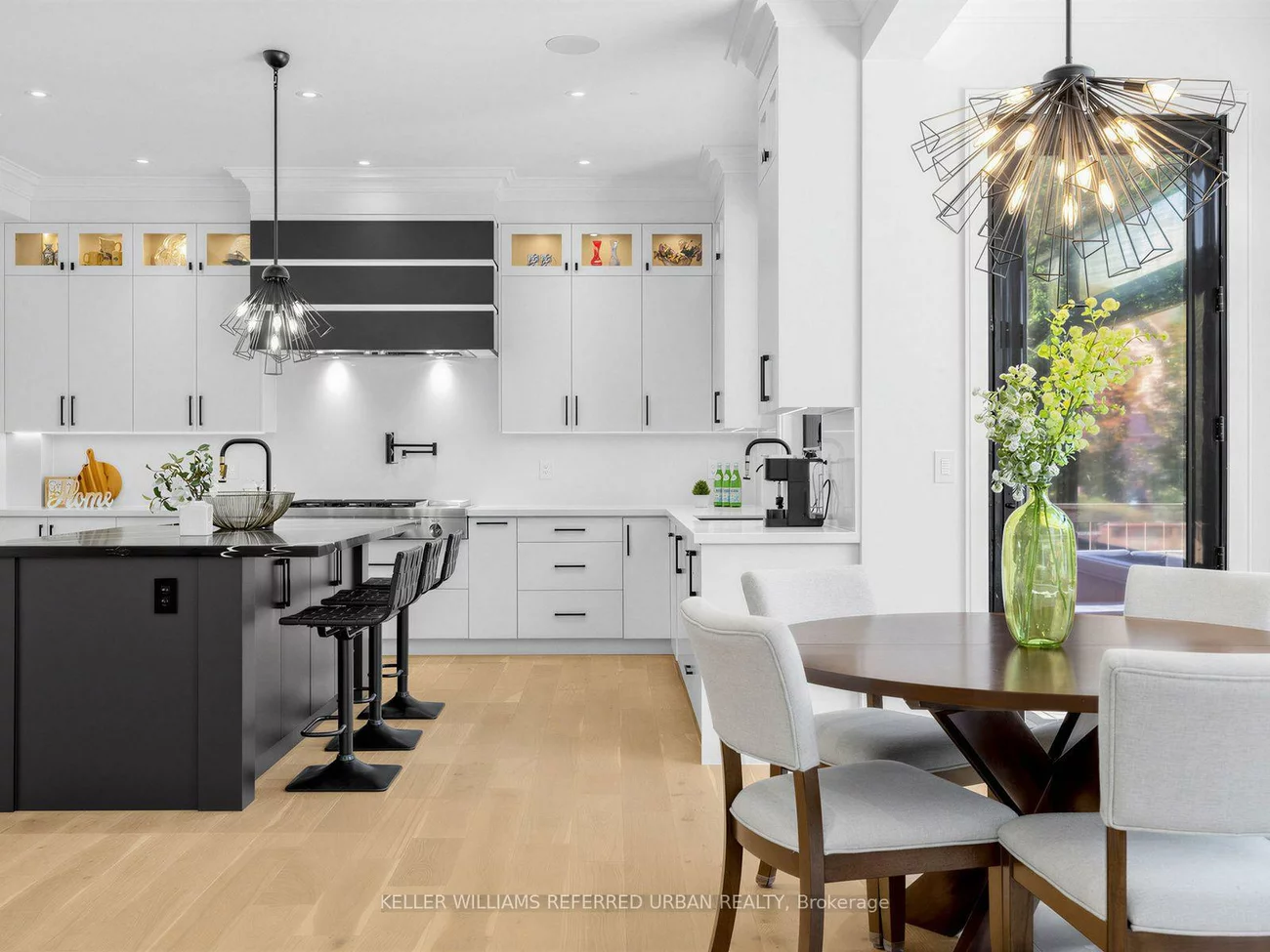 35, Lloydminster, Newtonbrook East, Toronto