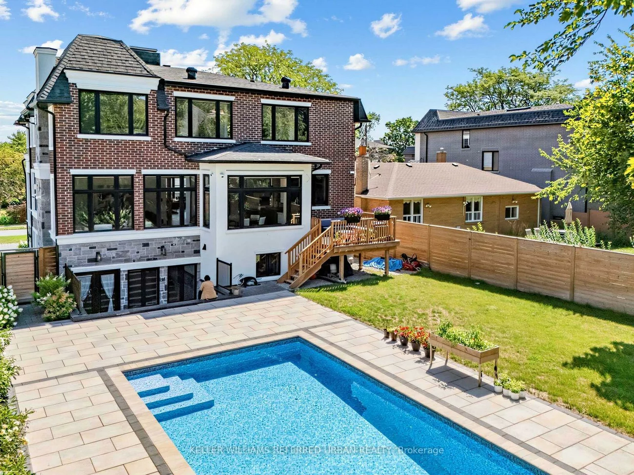 35, Lloydminster, Newtonbrook East, Toronto