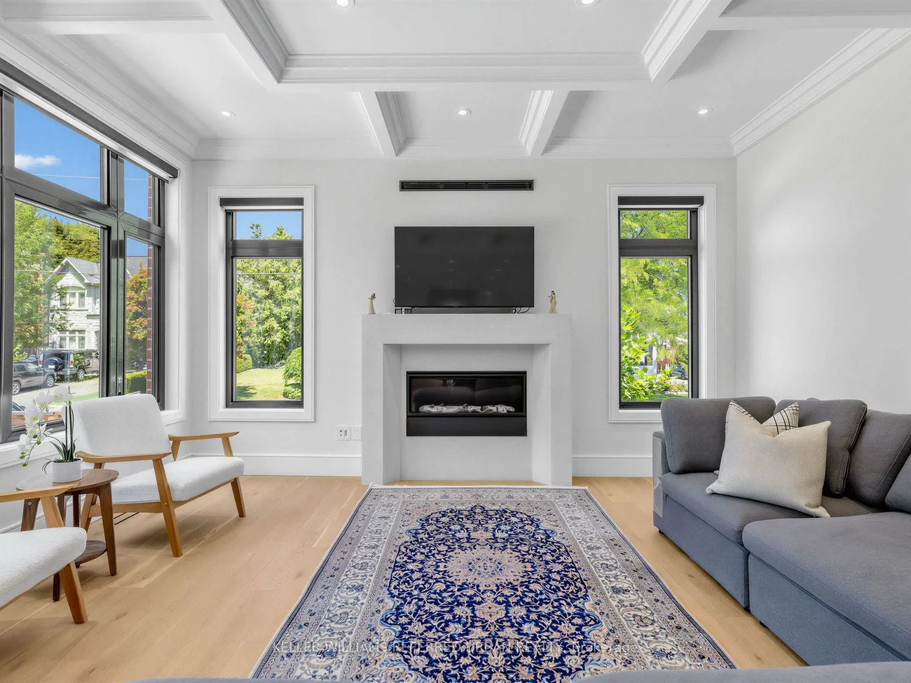35, Lloydminster, Newtonbrook East, Toronto