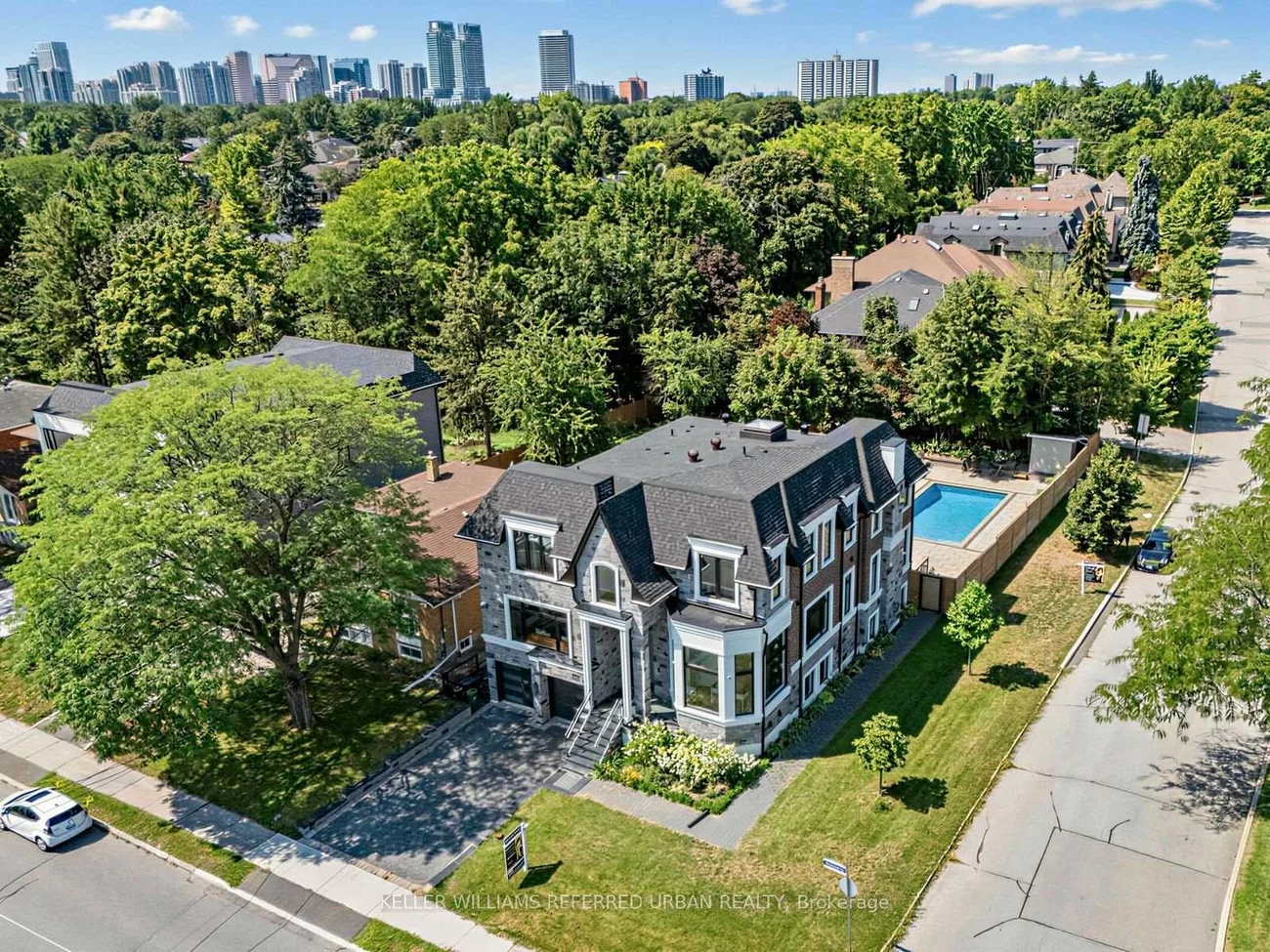 35, Lloydminster, Newtonbrook East, Toronto