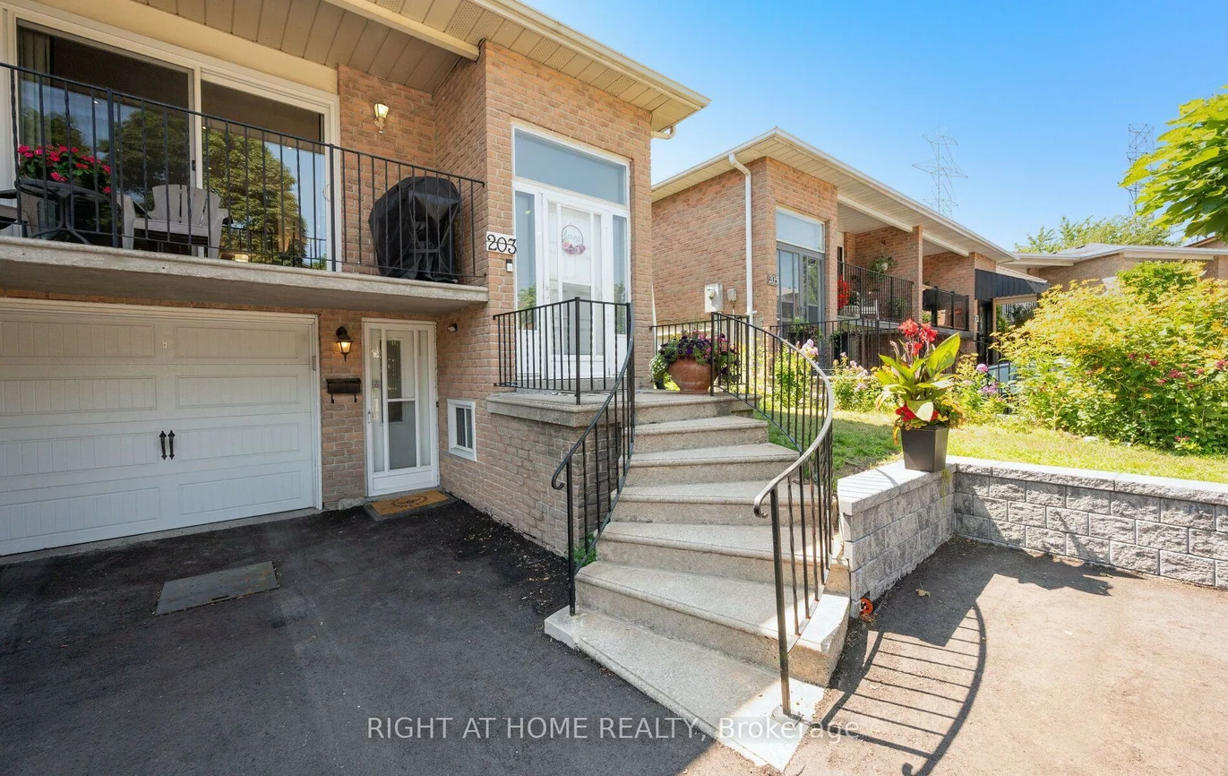 203, Robert Hicks, Westminster-Branson, Toronto