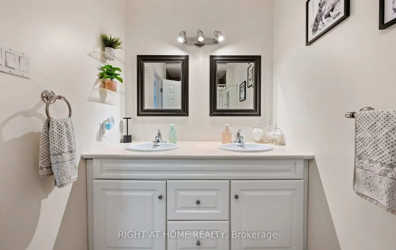 203, Robert Hicks, Westminster-Branson, Toronto