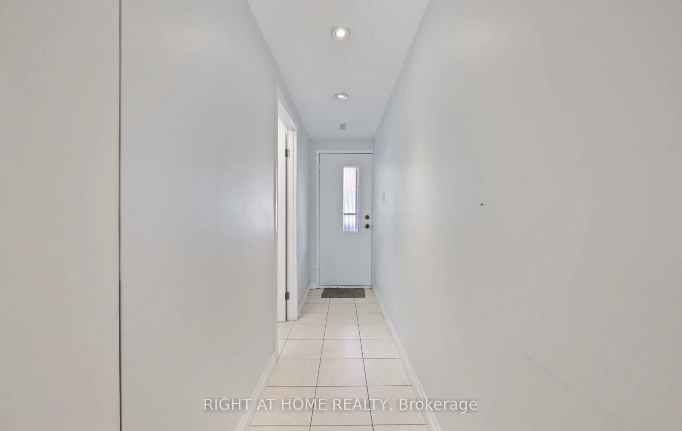 203, Robert Hicks, Westminster-Branson, Toronto