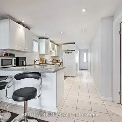 203, Robert Hicks, Westminster-Branson, Toronto