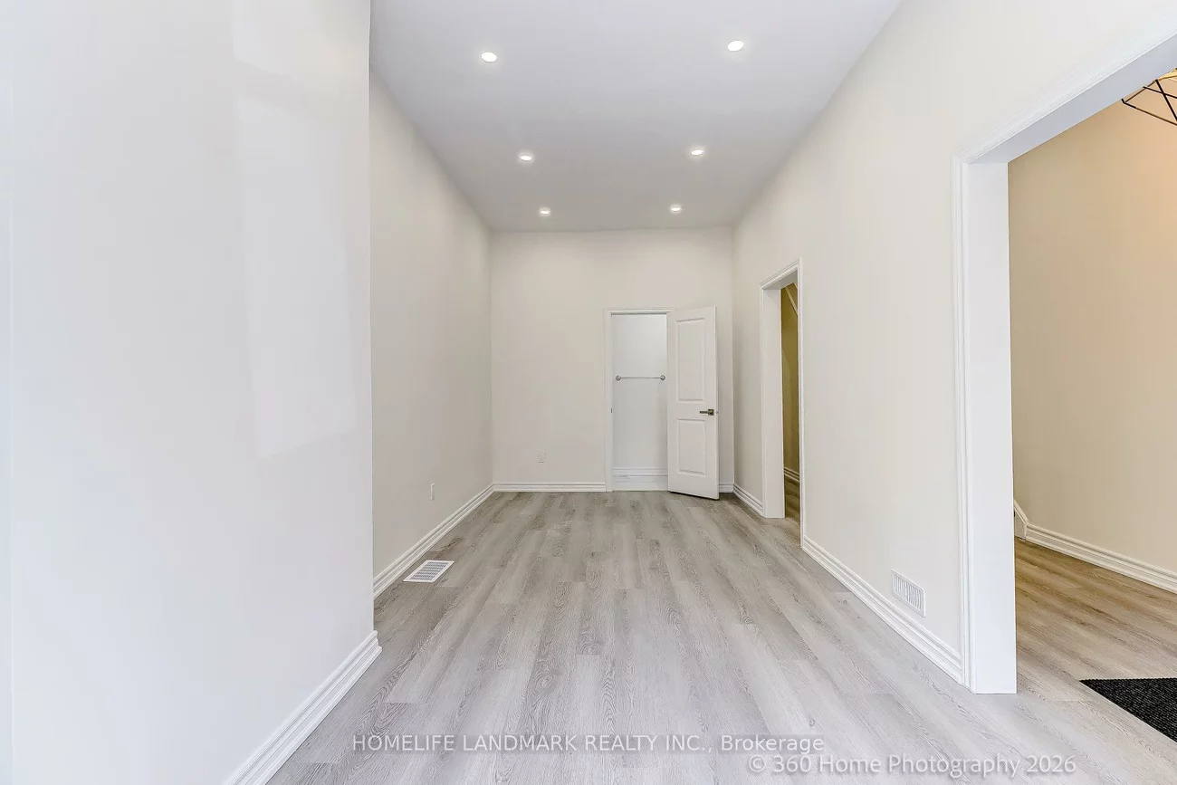 4, Andrews, Trinity-Bellwoods, Toronto