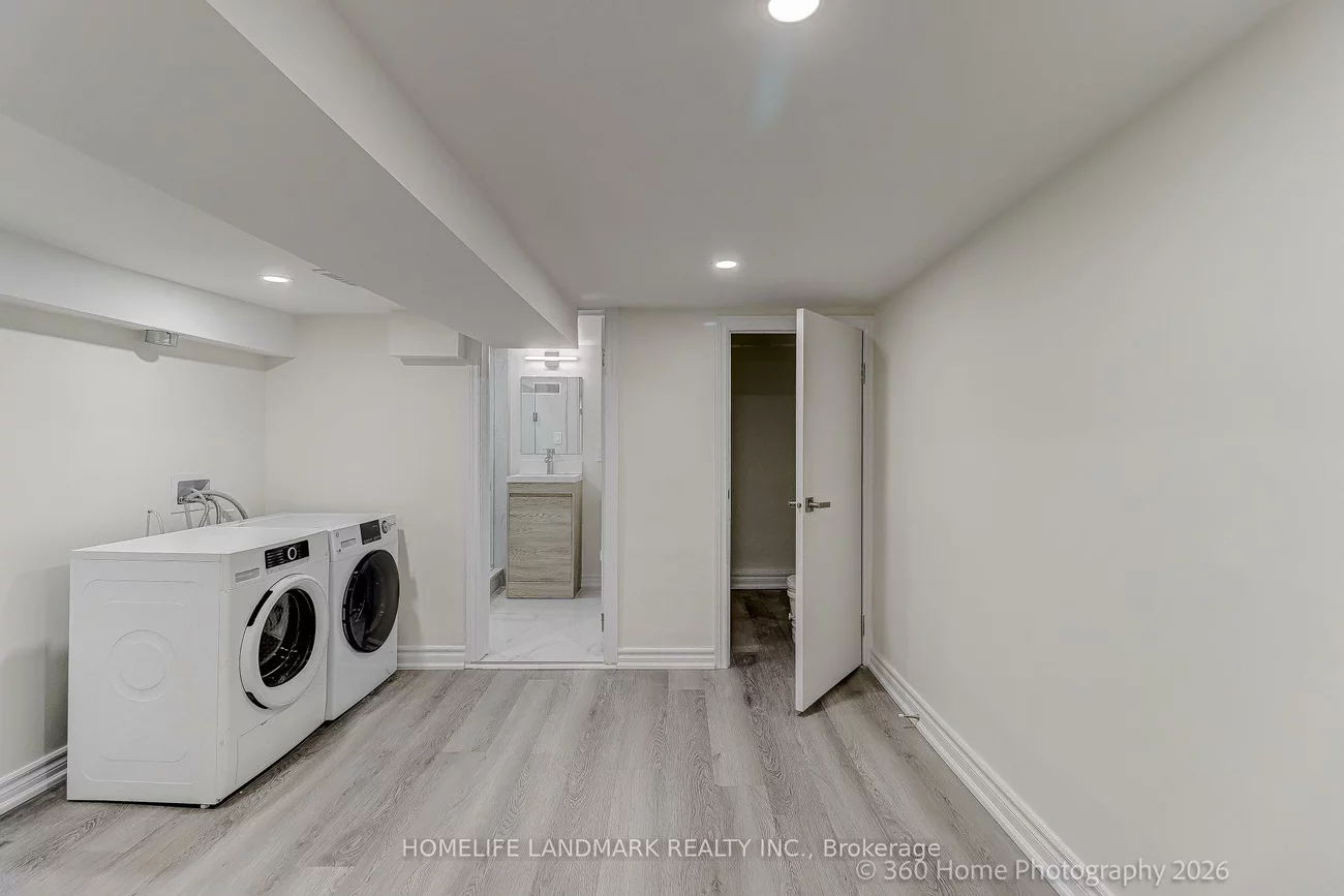 4, Andrews, Trinity-Bellwoods, Toronto