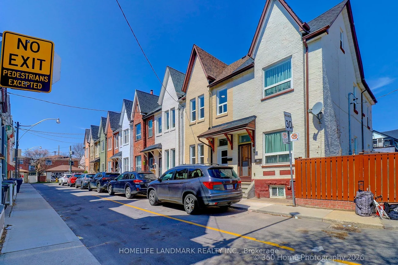 4, Andrews, Trinity-Bellwoods, Toronto