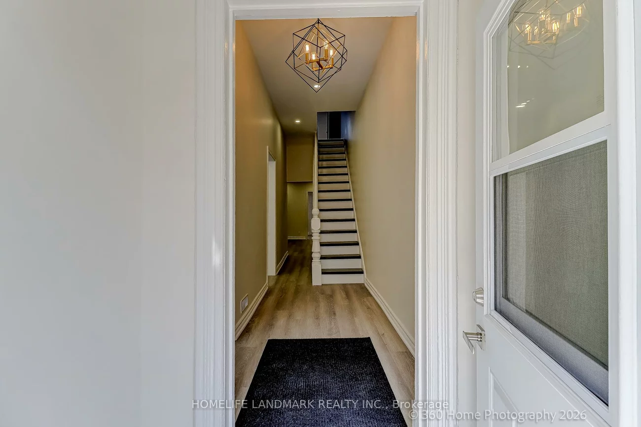 4, Andrews, Trinity-Bellwoods, Toronto