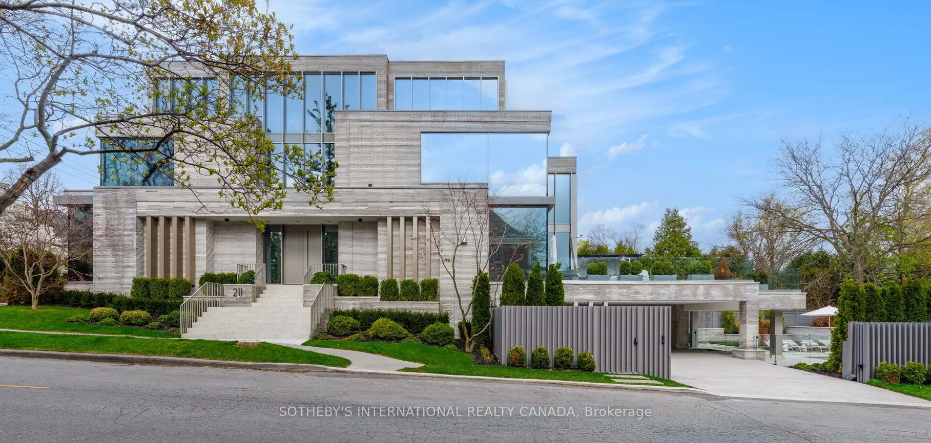 211, Dunvegan, Forest Hill South, Toronto