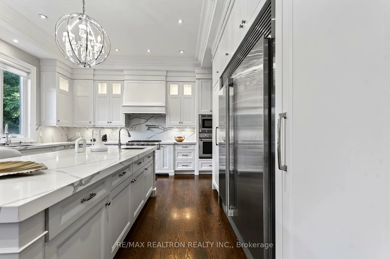 5, Lloydminster, Newtonbrook East, Toronto