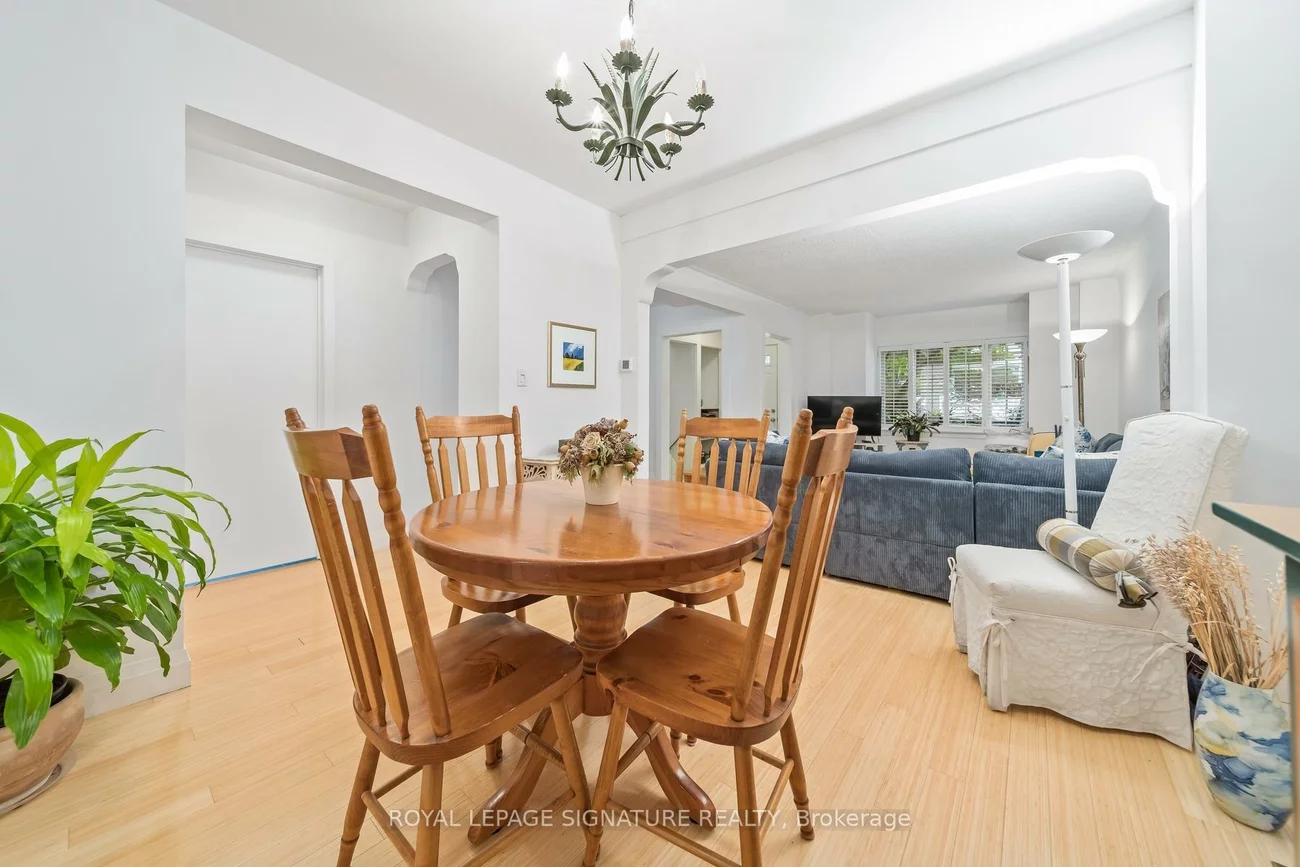 153, Banff, Mount Pleasant East, Toronto