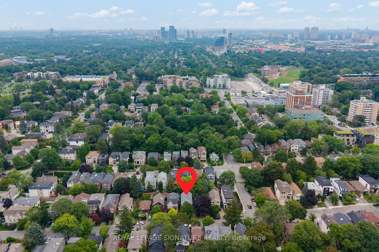 153, Banff, Mount Pleasant East, Toronto