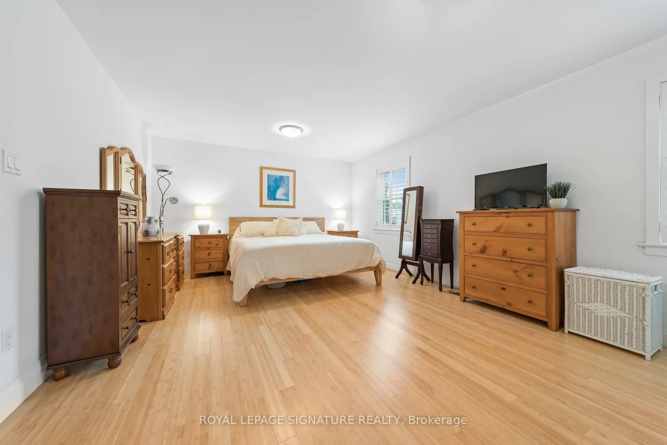 153, Banff, Mount Pleasant East, Toronto