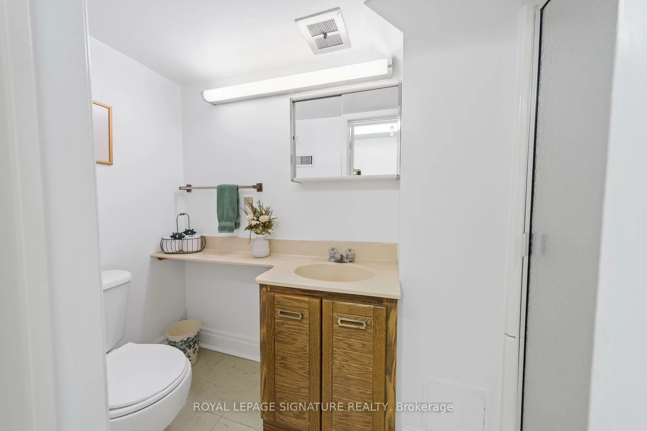 153, Banff, Mount Pleasant East, Toronto