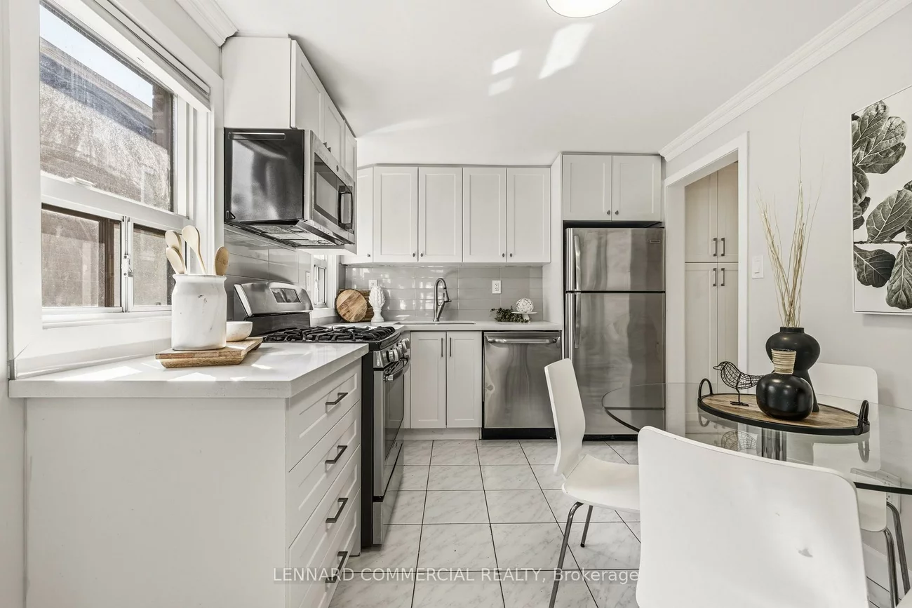 26, Jesmond, Oakwood Village, Toronto
