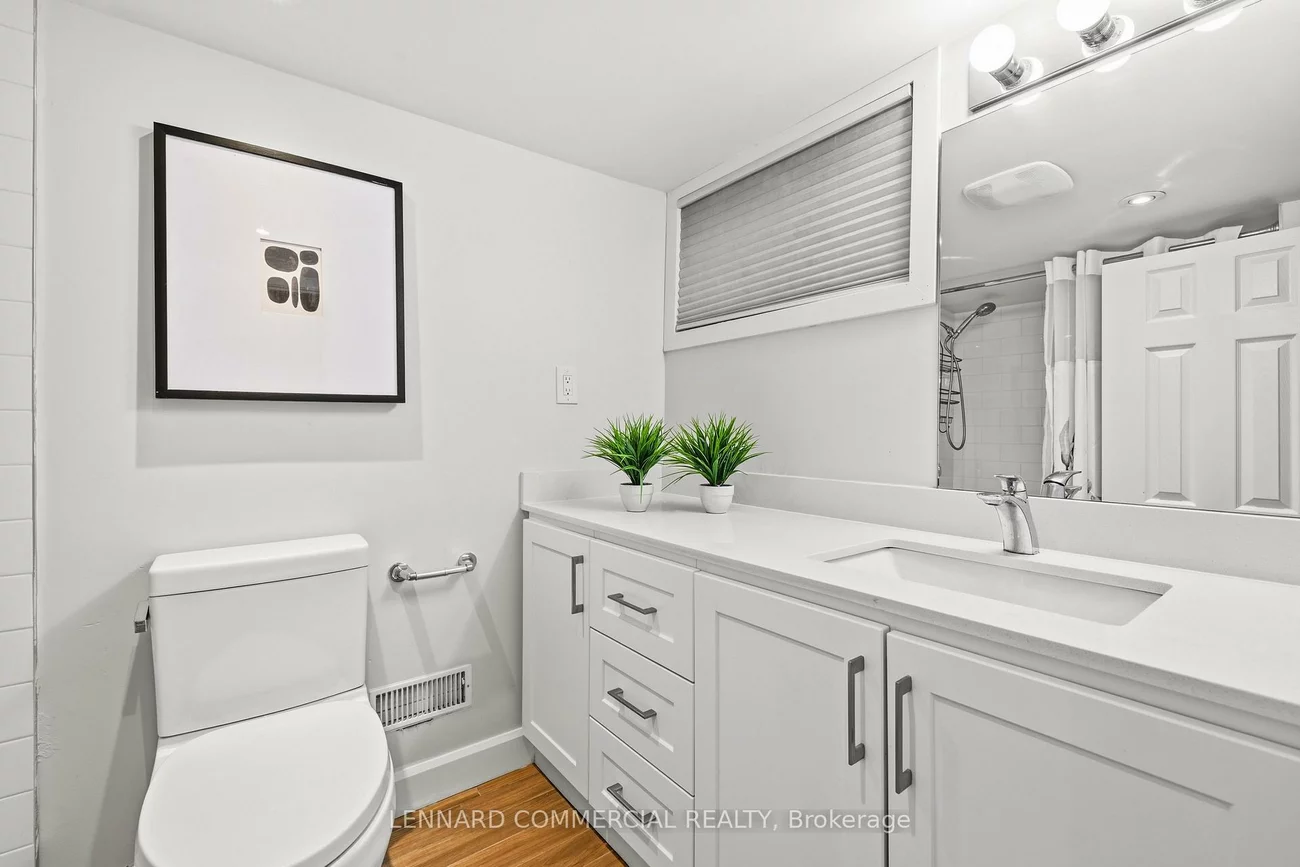 26, Jesmond, Oakwood Village, Toronto