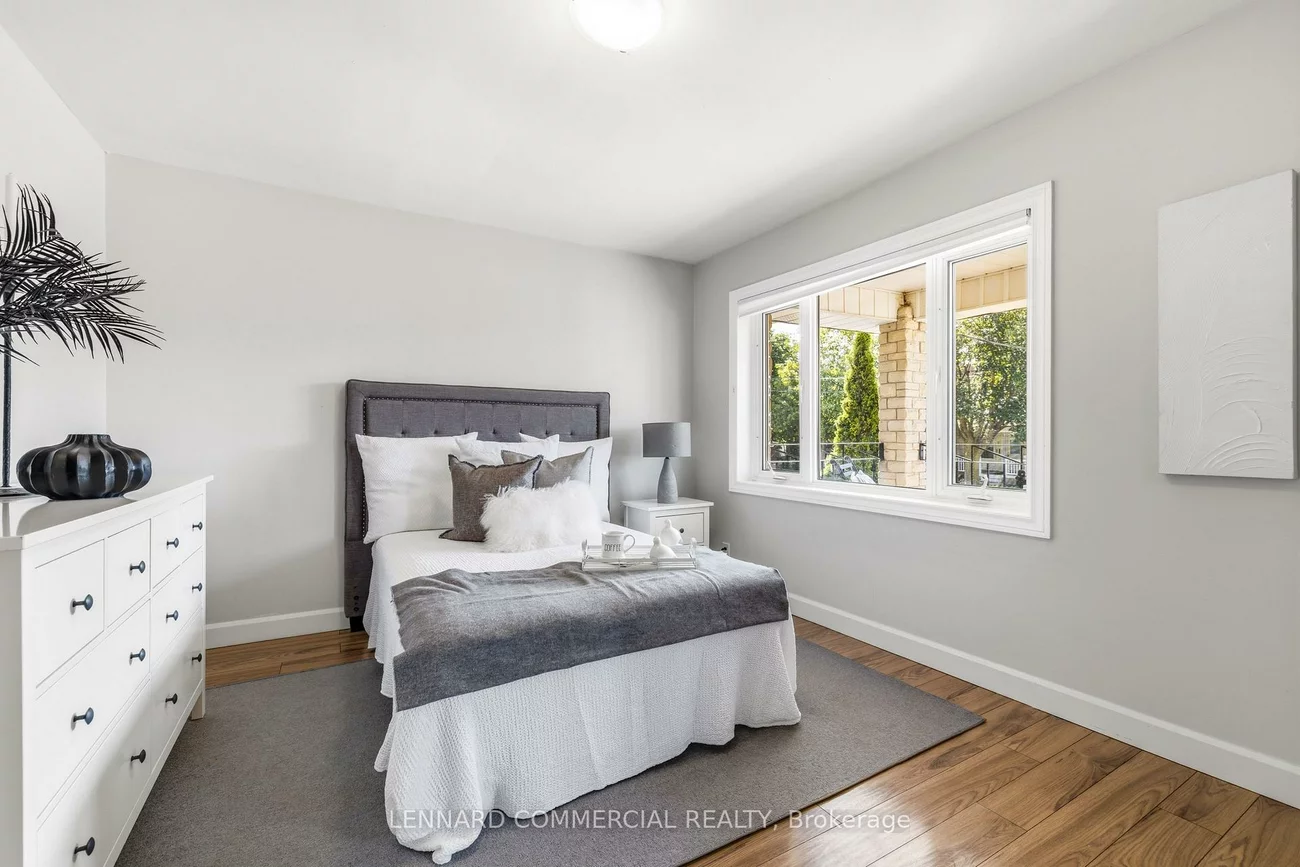 26, Jesmond, Oakwood Village, Toronto