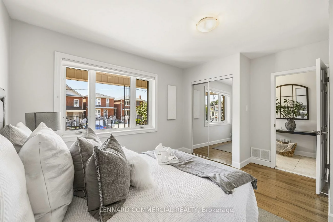 26, Jesmond, Oakwood Village, Toronto