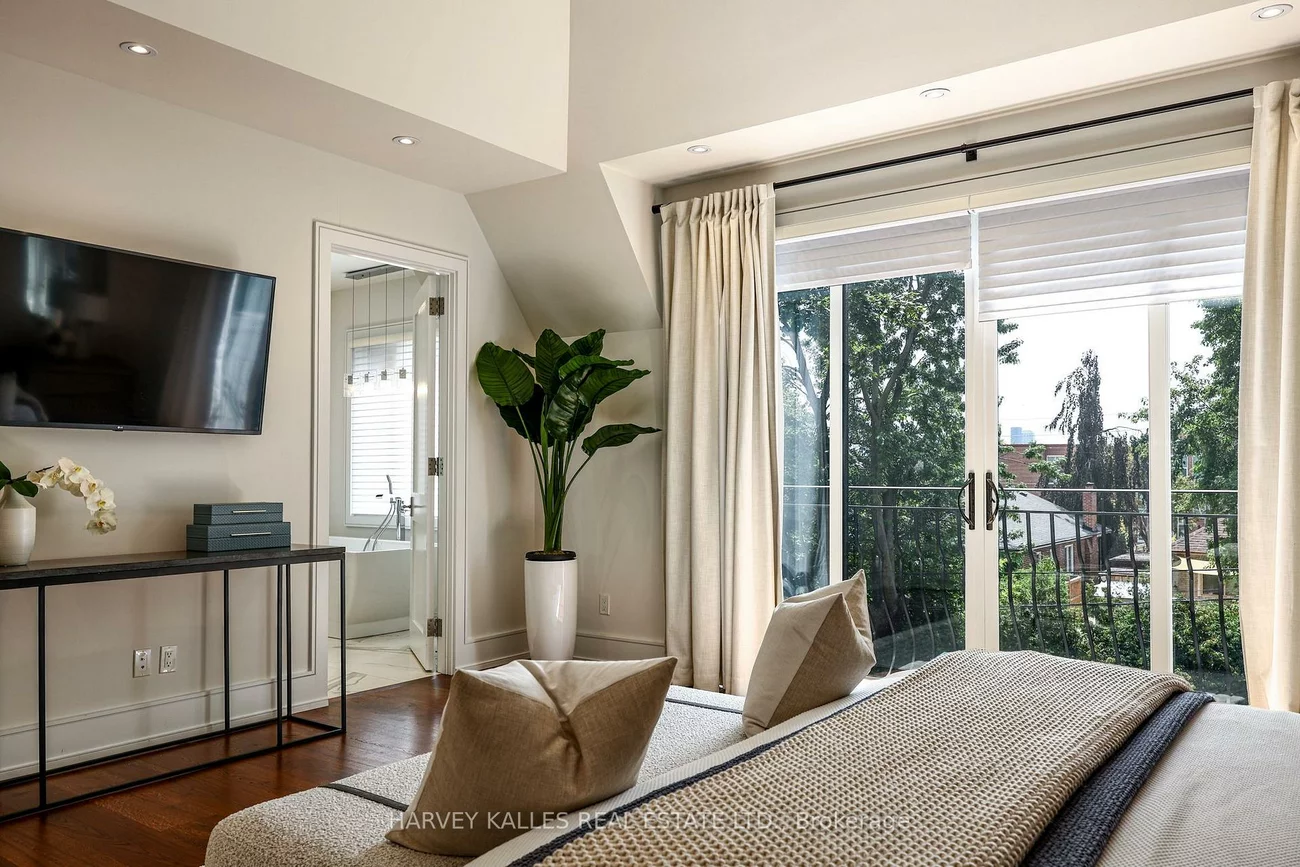 67, Dunblaine, Bedford Park-Nortown, Toronto