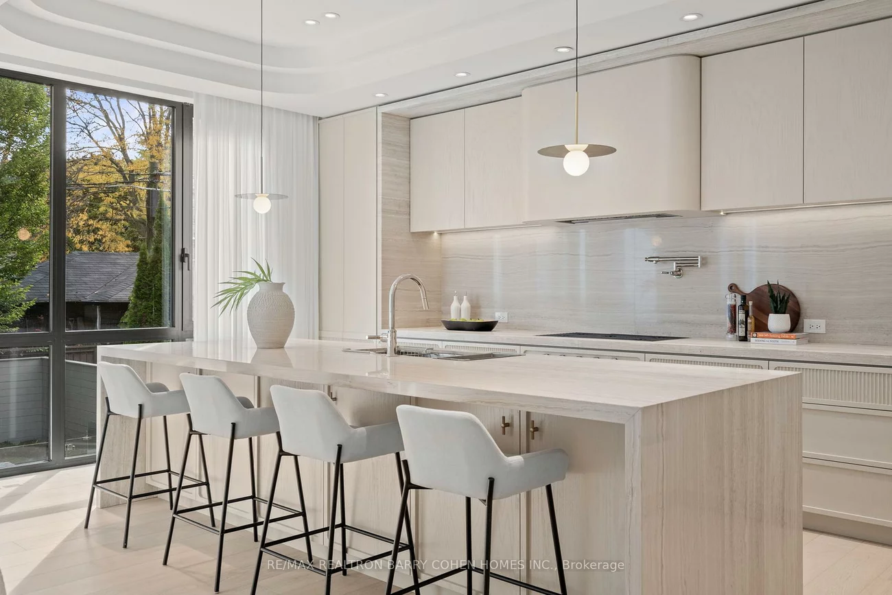 39, Chudleigh, Lawrence Park South, Toronto