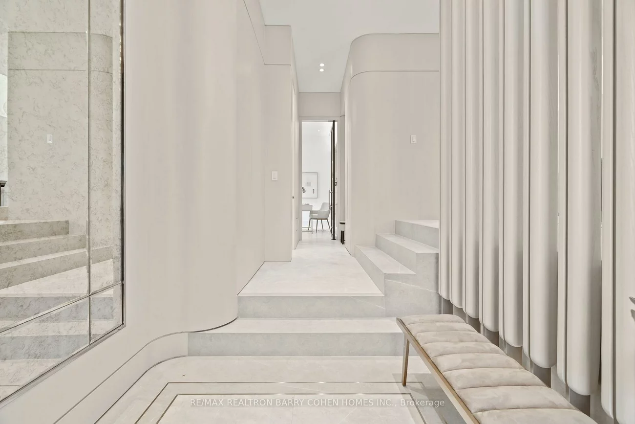 39, Chudleigh, Lawrence Park South, Toronto