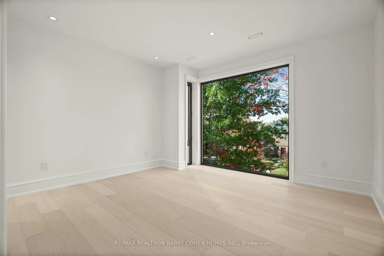 39, Chudleigh, Lawrence Park South, Toronto