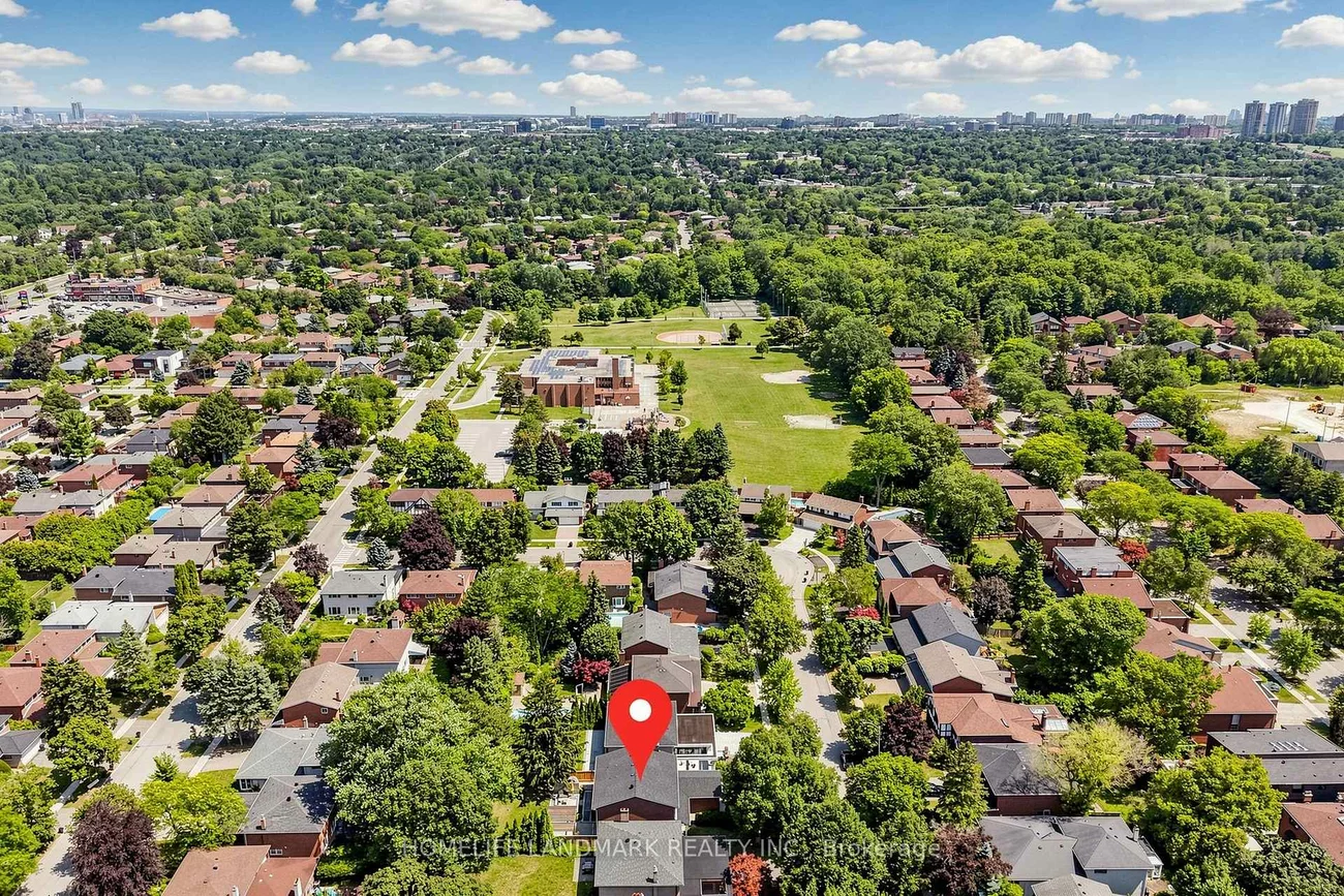 56, Kentland, Bayview Woods-Steeles, Toronto