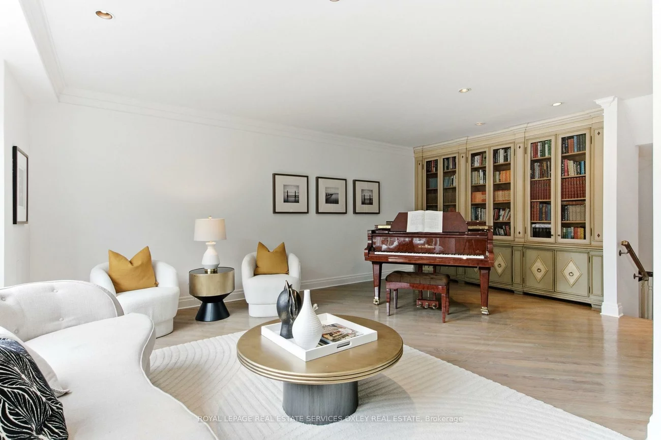 21, Astley, Rosedale-Moore Park, Toronto