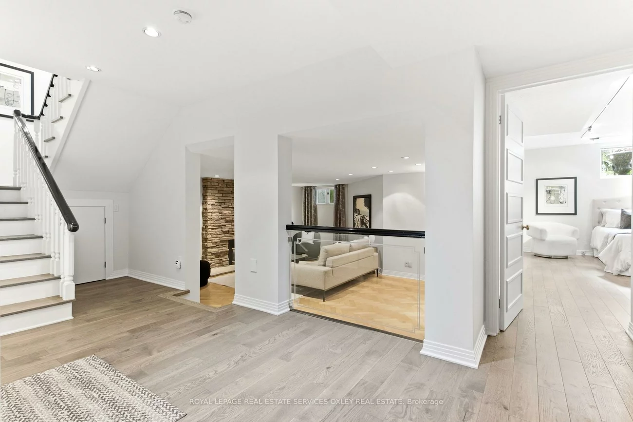 21, Astley, Rosedale-Moore Park, Toronto