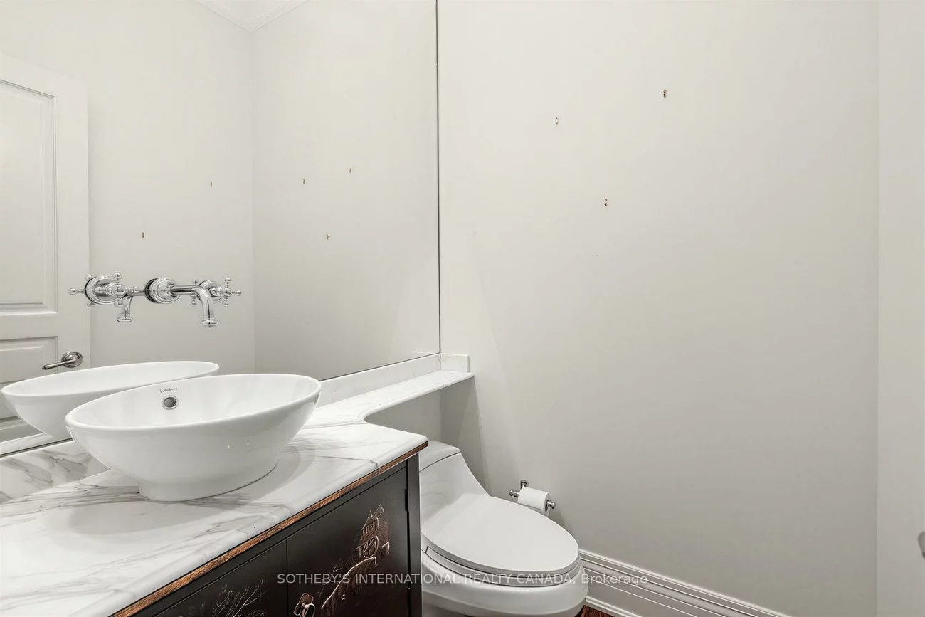 109, Lonsdale, Yonge-St. Clair, Toronto