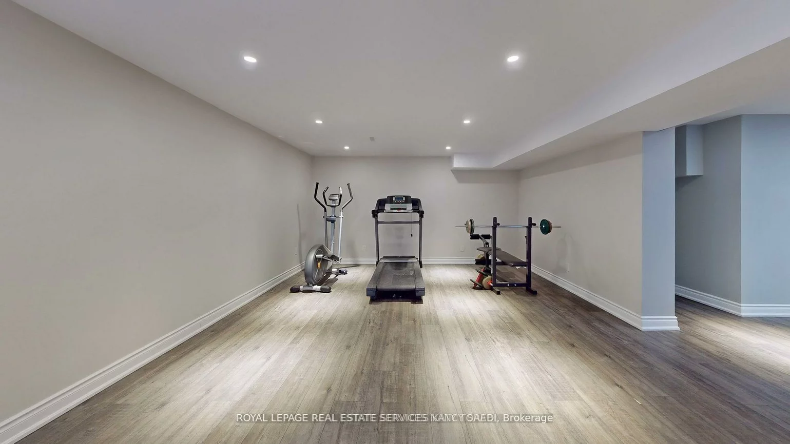 136, Denlow, Banbury-Don Mills, Toronto