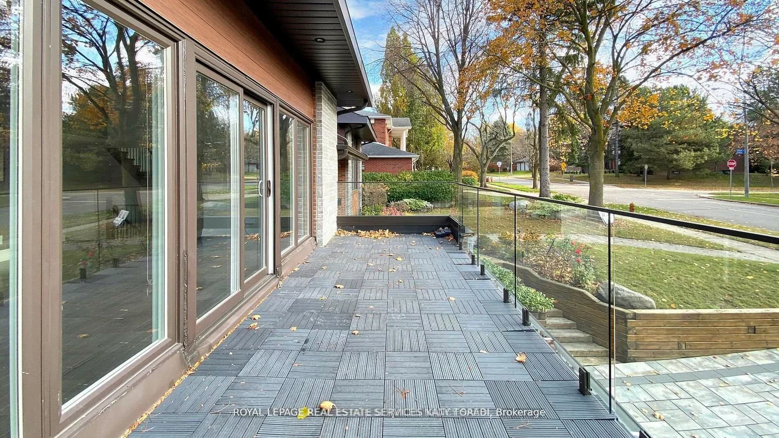 136, Denlow, Banbury-Don Mills, Toronto